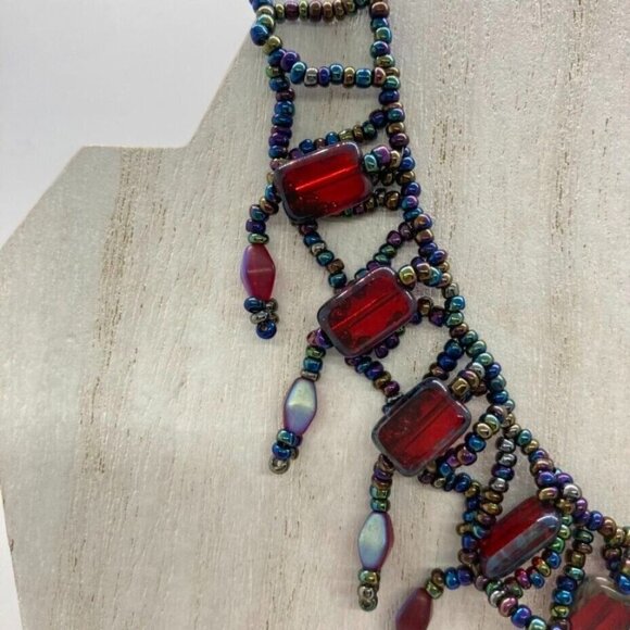 Renaissance Beaded Choker 13" Necklace Iridescent Seed Beads Red Rectangle - Picture 4 of 7